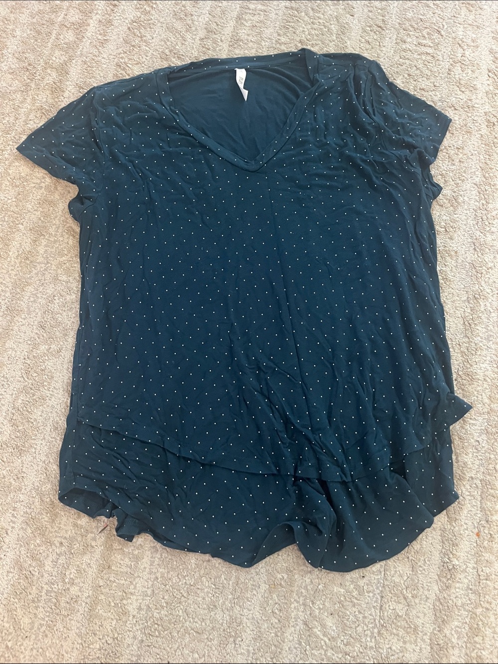 Latched Mama Teal Dot V-Neck Breastfeeding Nursing Short Sleeve Top 1X